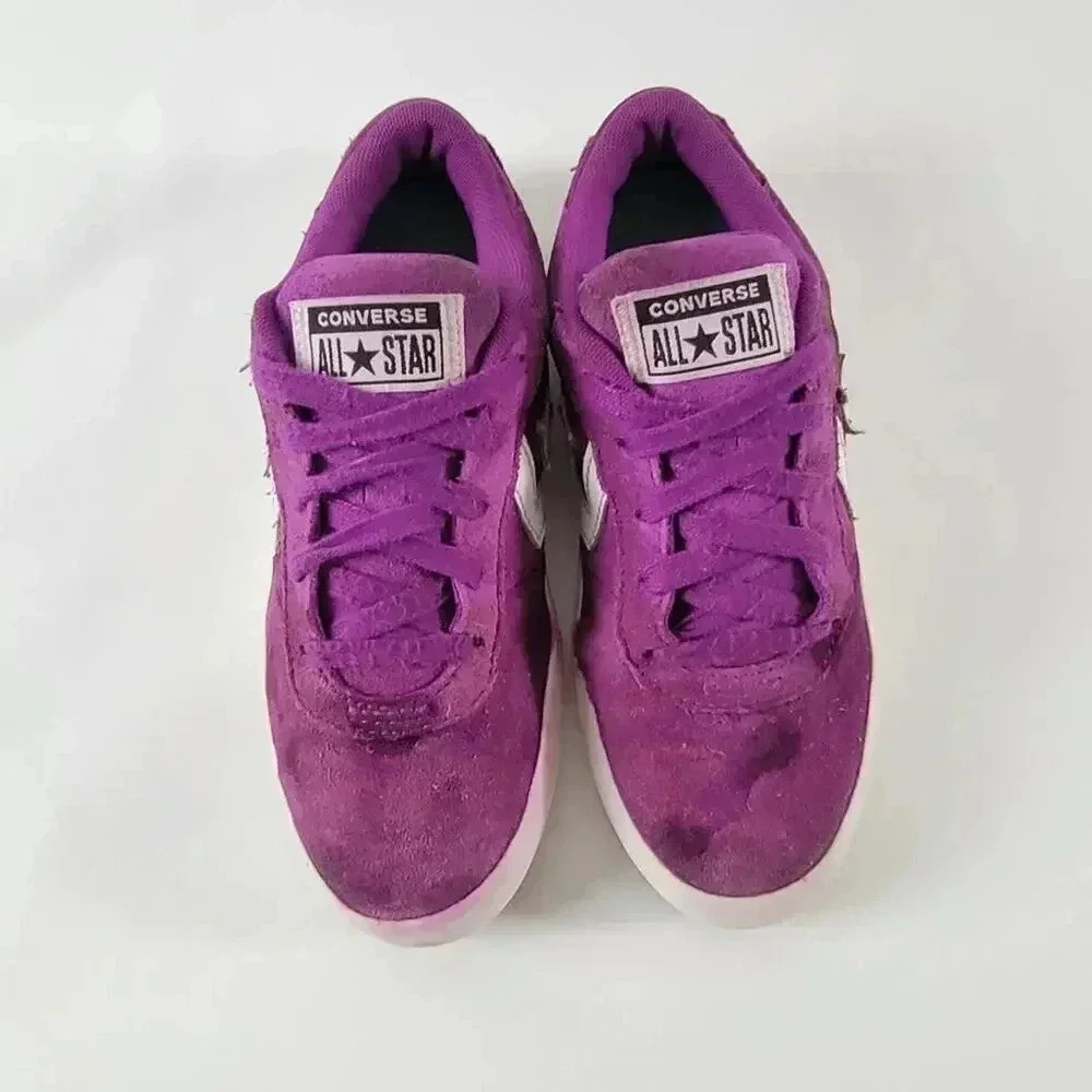Converse Chuck Taylor One Star Low Top Sneakers - 2C